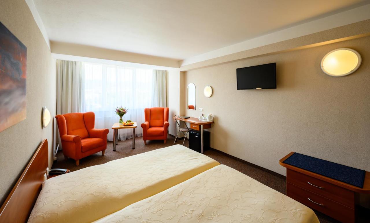 Hotel Lux Banská Bystrica Eksteriør billede