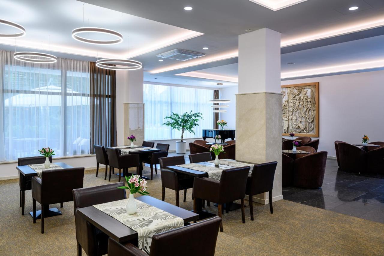 Hotel Lux Banská Bystrica Eksteriør billede